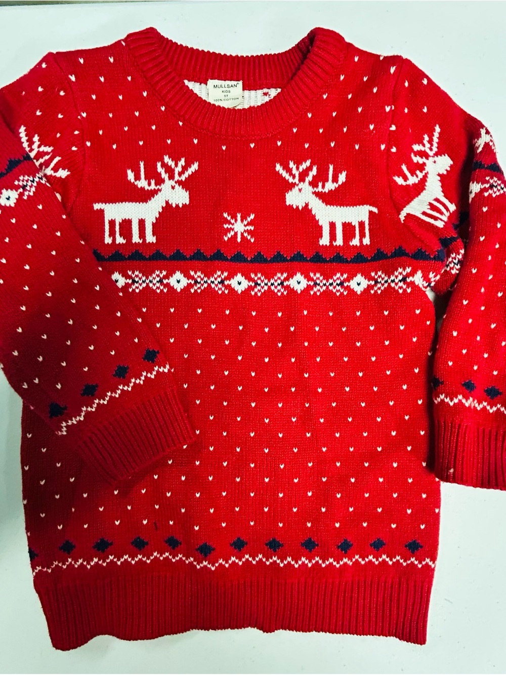 Red Holiday Reindeer Sweater -boy 5t, (worn once)